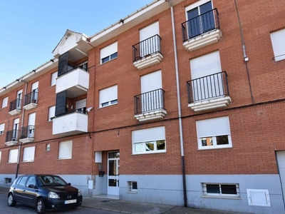 Venta Piso en Calle Demetrio de los Rios Villaquilambre 1. Villaquilambre. Buen estado primera planta plaza de aparcamiento