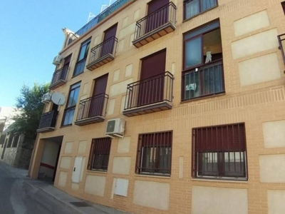 Venta Piso en Oliva 22. Recas. Buen estado primera planta plaza de aparcamiento calefacción individual