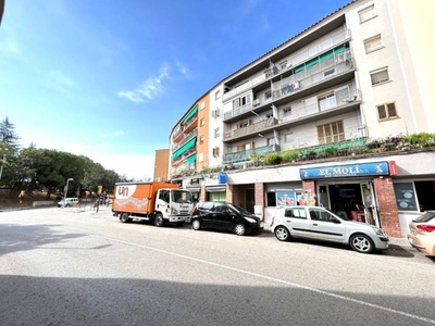Venta Piso Girona. Piso de cuatro habitaciones Cuarta planta con balcón calefacción individual