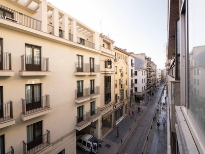 Venta Piso Granada. Piso de cuatro habitaciones Tercera planta con terraza