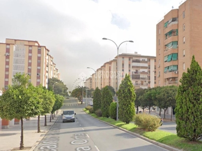 Venta Piso Huelva. Piso de cuatro habitaciones Cuarta planta con balcón