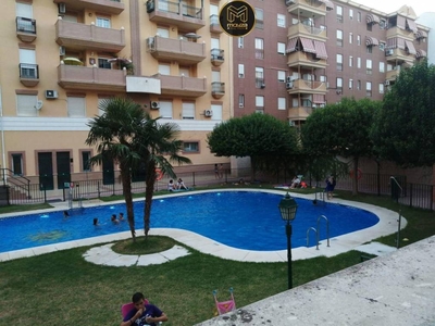 Venta Piso Jaén. Piso de tres habitaciones Planta baja con balcón
