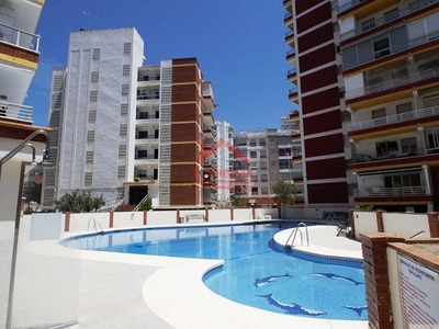 Venta Piso Vélez-Málaga. Buen estado primera planta plaza de aparcamiento con balcón