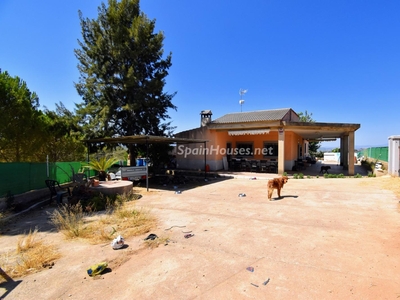 Villa en venta en Monserrat