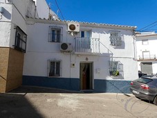 Venta Casa rústica Benamocarra. 147 m²