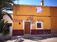 Venta Casa rústica en Calle de las Escuelas Lorca. Buen estado 85 m²