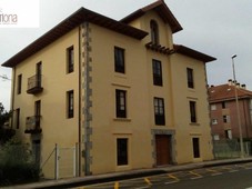 Venta Casa unifamiliar Bárcena de Cicero. Con terraza 800 m²