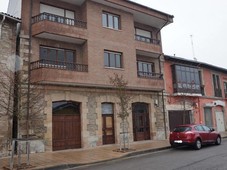 Venta Casa unifamiliar en Calle CONSTITUCION 17 Valdeolea. Buen estado 420 m²