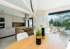 Planta baja apartamento de obra nueva de 2 dormitorios nueva andalucia, en Marbella