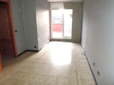 Ático precioso ático de 67m2, terraza de 20m2, sin ascensor, en Badalona