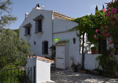 Casa con terreno en Torrox