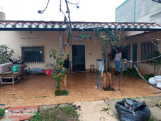 Casa con terreno en Villarrobledo