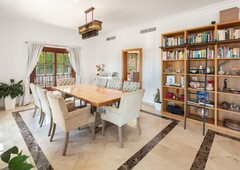 Casa mansion en venta en paraiso alto, benahavis en Benahavís