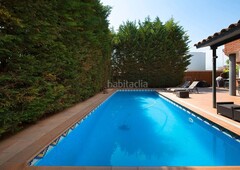 Chalet con 6 habitaciones con parking, piscina, calefacción y aire acondicionado en Sant Cugat del Vallès