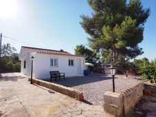 Chalet en Villar del Arzobispo