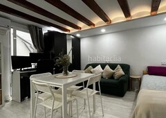 Apartamento loft perfecto para inversión en Camp de l´Arpa Barcelona