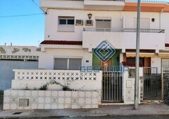 CASA UNIFAMILIAR EN VENTA