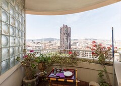 Piso alto con vistas únicas en ciutat vella en Barcelona