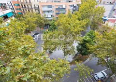 Piso con 4 habitaciones con ascensor, calefacción, aire acondicionado y vistas al mar en Barcelona