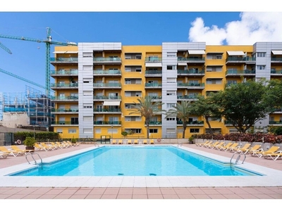 Alquiler de piso en Las Torres de 3 habitaciones con piscina y garaje