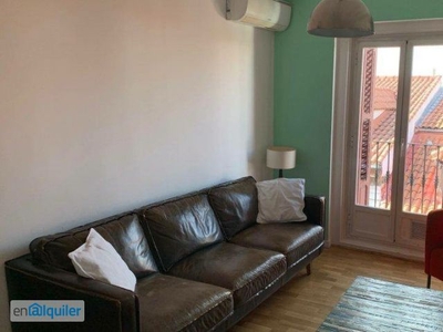 Apartamento de 2 dormitorios en alquiler en Lavapiés