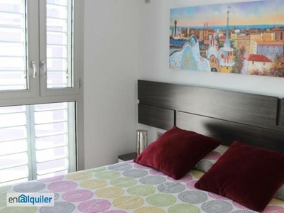 Moderno apartamento de 1 dormitorio en alquiler con calefacción central y aire acondicionado en la Barceloneta