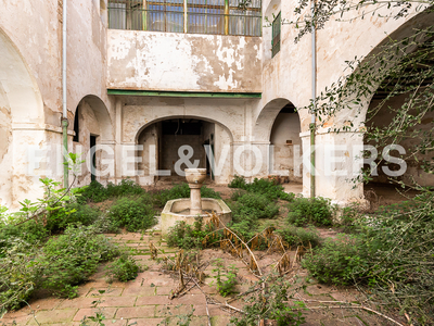 Oportunidad única: palacio de noble en Xàtiva