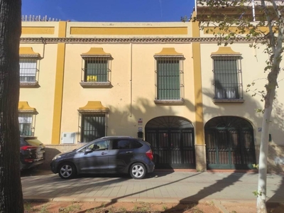 Venta Casa unifamiliar en Alcala De Aben-zaide Alcalá de Guadaíra. Con terraza 128 m²
