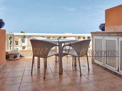 Venta Dúplex en Calle Luis Diaz de Losada Arona. Con terraza 70 m²