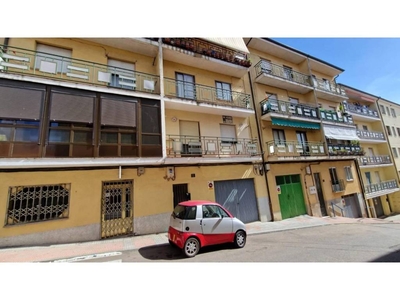 Venta Piso Ciudad Rodrigo. Piso de tres habitaciones en Calle BAILEN 6. Buen estado primera planta con terraza