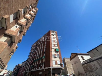 Venta Piso Talavera de la Reina. Piso de tres habitaciones Sexta planta con terraza calefacción individual