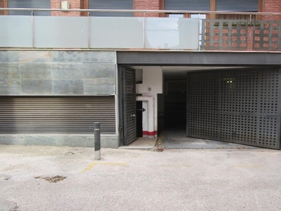 Parking en Calle CHAPI, Barcelona