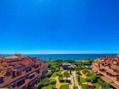 Alquiler de piso en El Padrón - El Velerín - Voladilla de 2 habitaciones con terraza y piscina