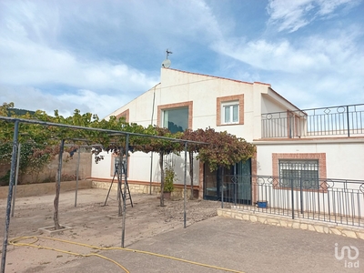 Casa de campo 7 habitaciones de 304 m² en Castalla (03420)