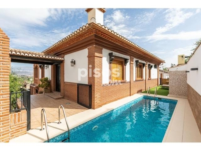 Chalet unifamiliar en venta en Calle Albarrete