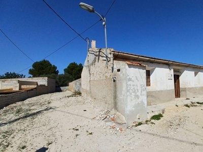 Сasa con terreno en venta en la CV-925' Orihuela