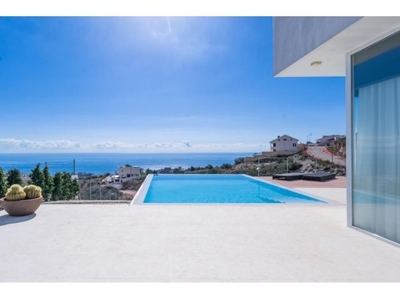 BENALMÁDENA, SANTANGELO - ESPECTACULAR VILLA 3 dormitorios, 3 baños - PISCINA PRIVADA- GARAJE