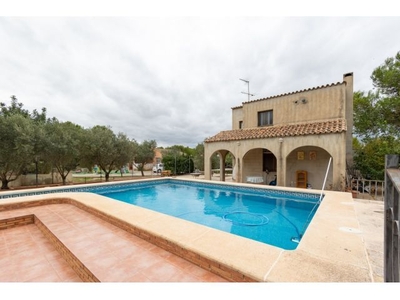 Precioso Chalet Duplex en Pedralvilla con piscina cercado con Cipreses