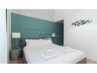 Encantador Apartamento en Sevilla con 2 Dormitorios y 1 Baño