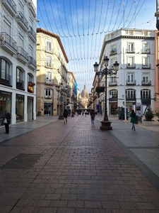 Piso en alquiler en Alfonso de 3 habitaciones con terraza y garaje