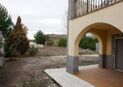 Chalet en Almenara de Tormes