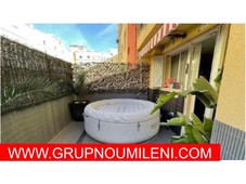 Venta Piso Catarroja. Piso de tres habitaciones en Avenida MURCIA. Buen estado primera planta con terraza