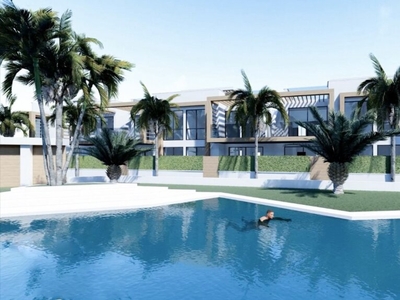 Bungalows en residencial con jardines y piscina comunitaria