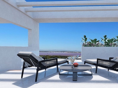 Ático en venta en Los Balcones - Los Altos del Edén de 2 habitaciones con terraza y piscina