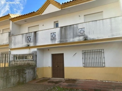 ENCANTADORA CASA CON PISCINA Y TERRAZA EN ENCINARES DE ALCOLEA