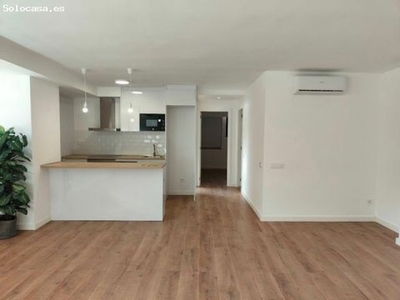 Piso en venta en Barcelona, con 90 m2, 2 habitaciones y 1 baños, Ascensor y Calefacción Bomba de Cal
