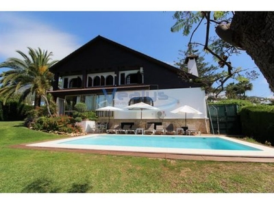 Amazing villa of 7 bedrooms in Marbella center!!