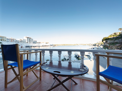 Apartamento sobre el mar en Cales Fonts, Es Castell, Menorca