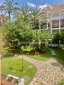 Apartment to rent in Nueva Andalucía, Marbella -