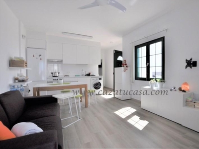 Apartment to rent in Playa Honda -